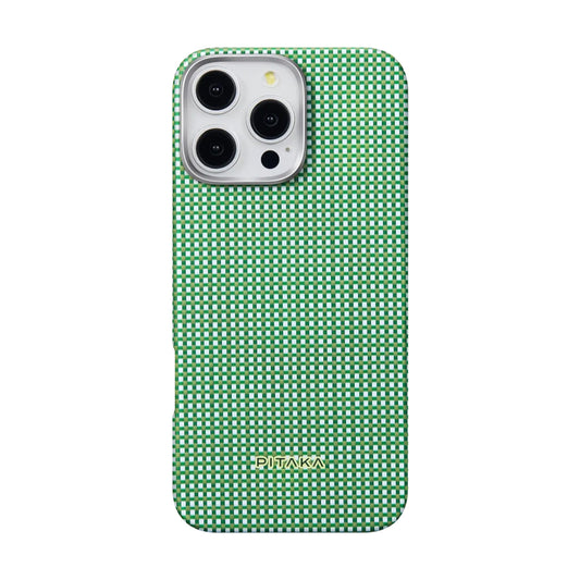 Apple iPhone 16 Pro Max Kılıf M-safe Şarj Özellikli Aramid Fiber Pitaka Ultra-Slim Classic Serisi Forest Green Kapak Yeşil