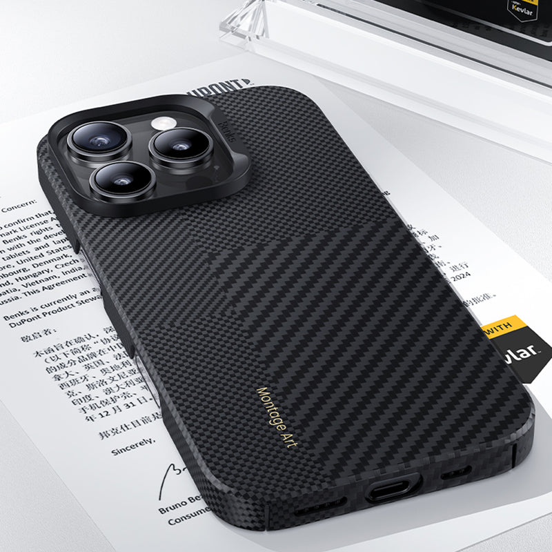 Apple iPhone 16 Pro Max Kılıf Magsafe Şarj Özellikli Karbon Fiber Benks Yeni Seri Montage ArmorAir Kevlar Kapak Siyah