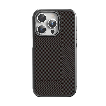 Apple iPhone 16 Pro Max Kılıf M-safe Şarj Özellikli Karbon Fiber Desenli Mutural Montage Kapak Kahverengi