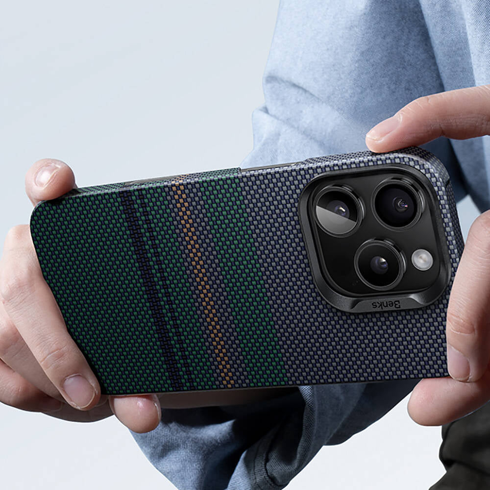 Apple iPhone 16 Pro Max Case M-safe Charging Feature Carbon Fiber Design Benks Aurora ArmorAir Kevlar Cover Black 