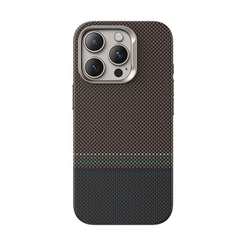 Apple iPhone 16 Pro Max Kılıf M-safe Şarj Özellikli Karbon Fiber Tasarımlı Benks Prestige ArmorPro Kevlar Kapak Gold