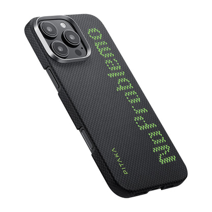 Apple iPhone 16 Pro Max Kılıf M-safe Şarj Özellikli Lumintex Teknolojili Fosforlu Aramid Fiber Pitaka Tactile Woven Aries Serisi NoProblemo Kapak Siyah