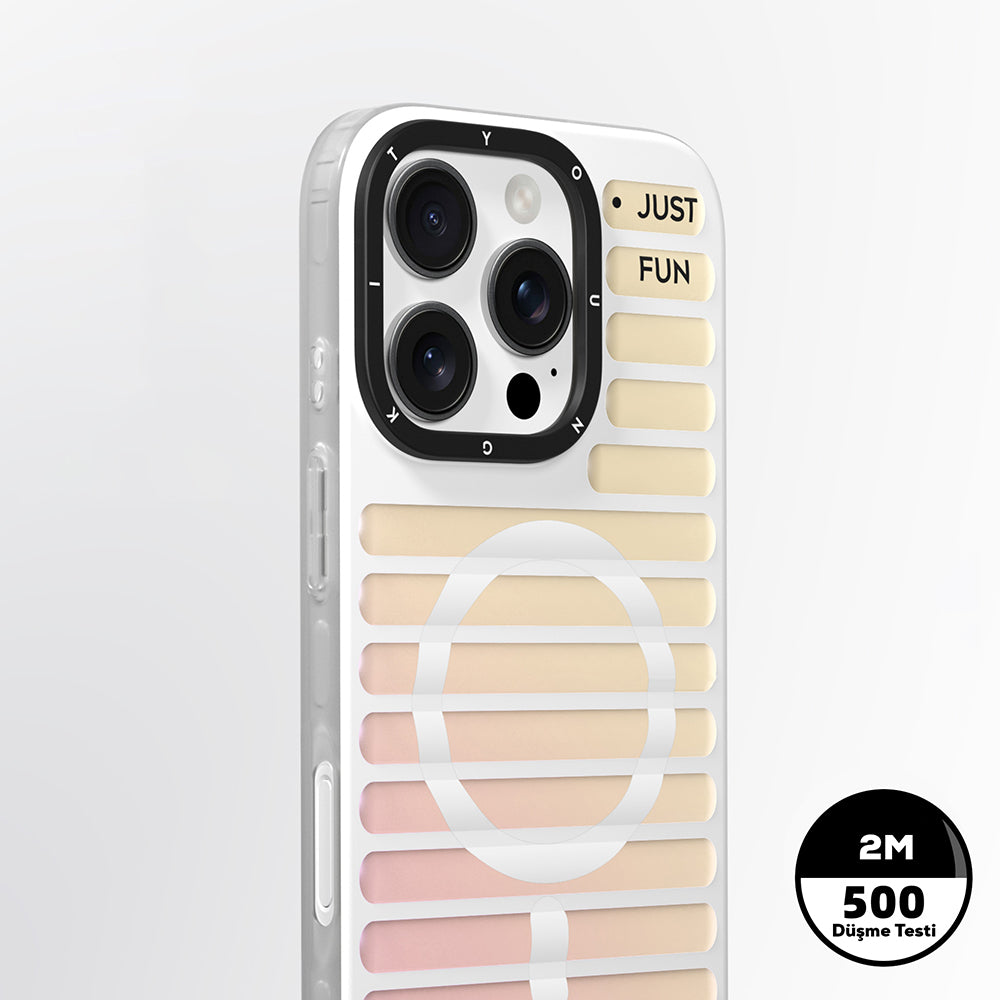 Apple iPhone 16 Pro Max Kılıf M-safe Şarj Özellikli Youngkit Geek Serisi Kapak Beyaz