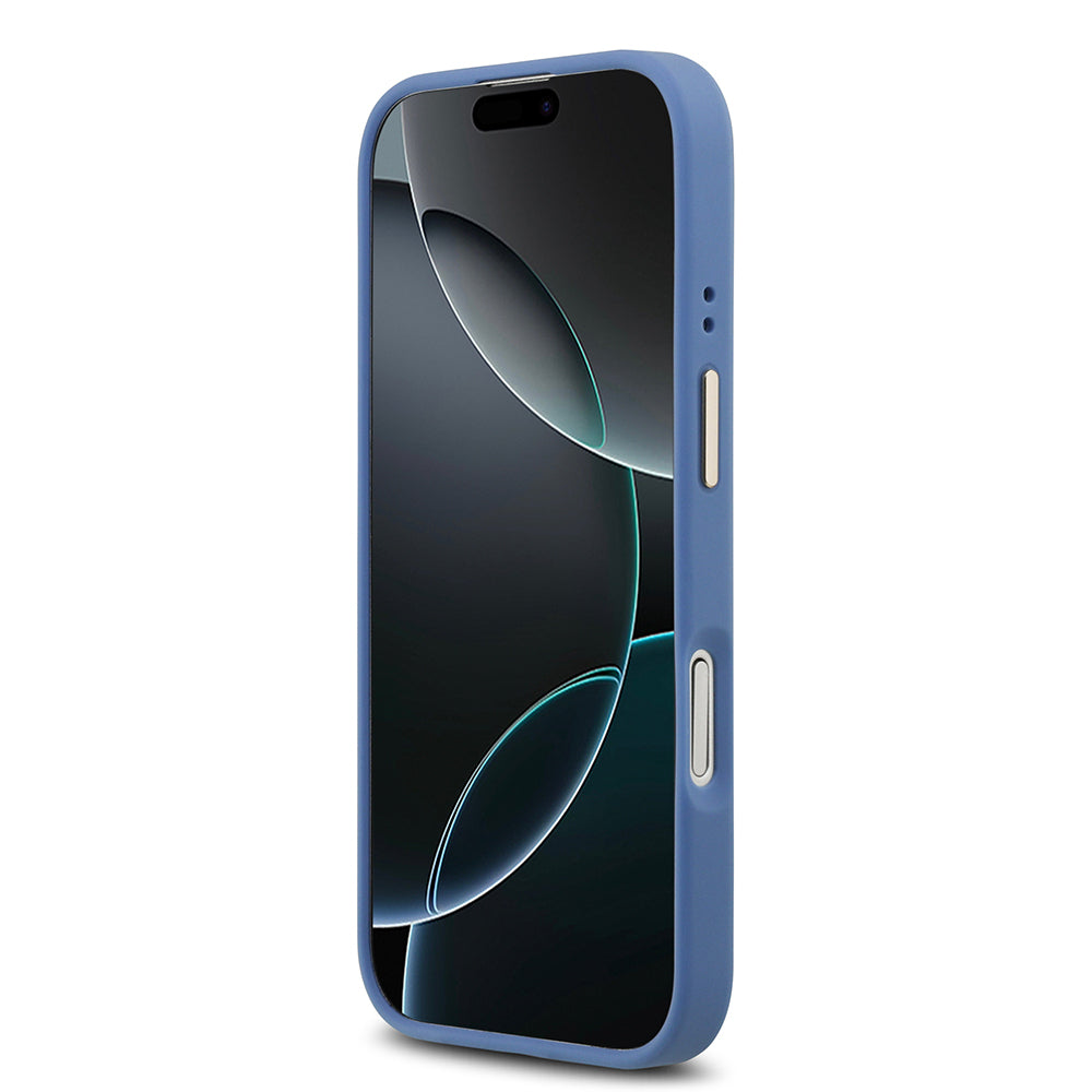 Apple iPhone 17 Kılıf Guess Orjinal Lisanslı M-safe Şarj Özellikli Gold Metal Kamera Çerçeveli PU Deri 4G Desenli Yazı Logolu Kapak Kahverengi