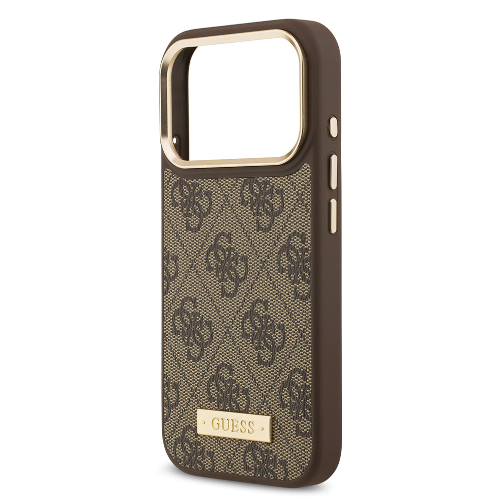 Apple iPhone 17 Pro Kılıf Guess Orjinal Lisanslı M-safe Şarj Özellikli 4G Desenli PU Metal Plaka Klasik Logolu Kapak Kahverengi