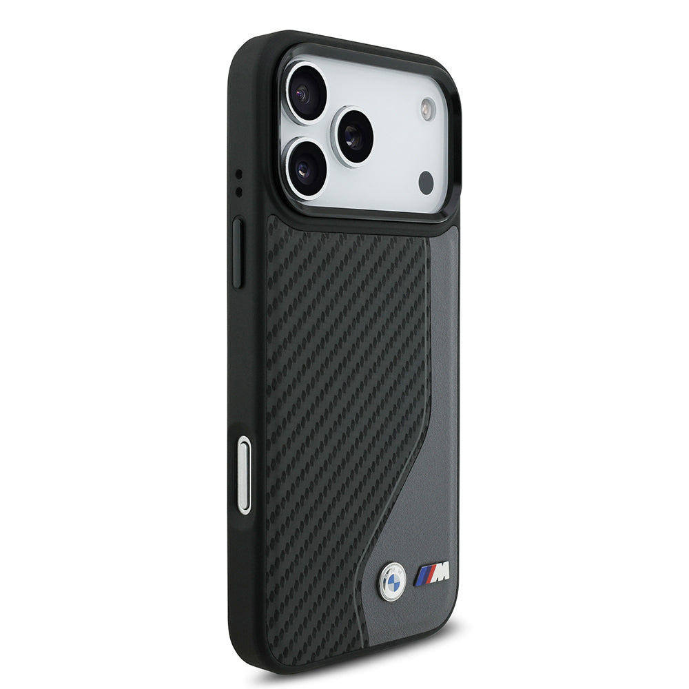 Apple iPhone 17 Pro Max Kılıf BMW Orjinal Lisanslı M-safe Şarj Özellikli Metal BMW ve M Logolu PU Karbon Tasarımlı Kapak Kırmızı
