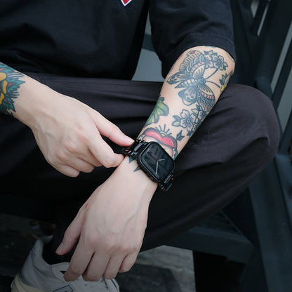 Apple Watch 10 42mm Skinarma Gado Sert Silikon Kasa ve Ekran Koruyucu Şeffaf