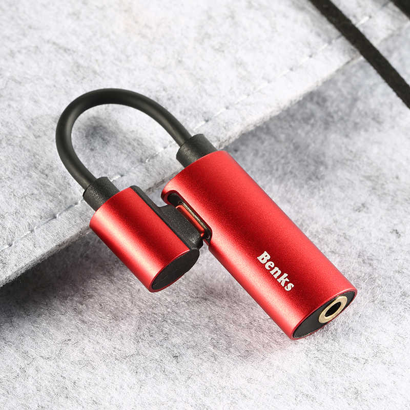 Benks U40 2 in 1 Lightning Audio Adapter Black