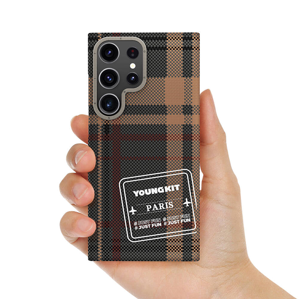 Galaxy S24 Ultra Plaid Patterned Youngkit Gezhi Series Cover Brown 