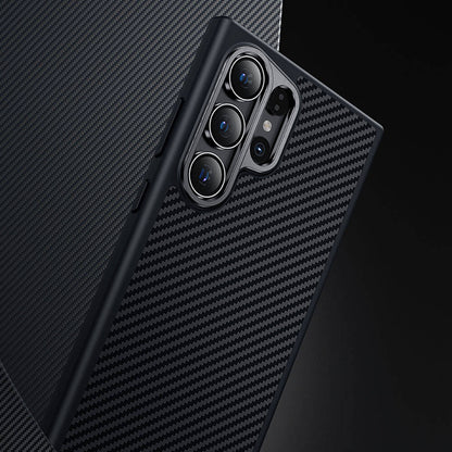 Galaxy S25 Plus Kılıf Karbon Fiber M-safe Şarj Özellikli Benks Hybrid ArmorPro 600D Kevlar Kapak Siyah