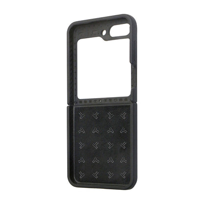 Galaxy Z Flip 5 Kılıf TUMI Liquid Silikon Metal Logo Dizayn Orjinal Lisanslı Kapak Siyah