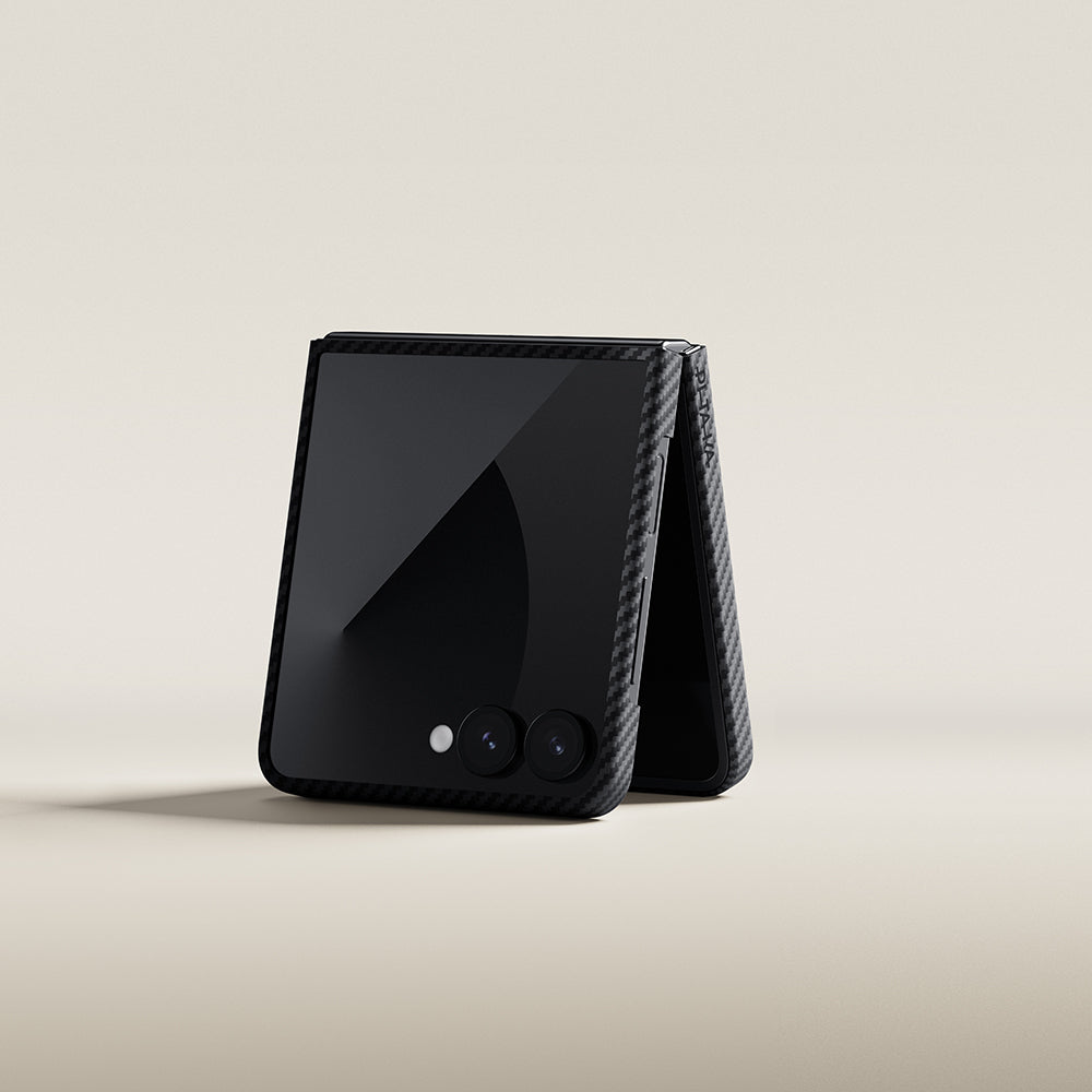 Galaxy Z Flip 7 Kılıf M-safe Şarj Özellikli 600D Aramid Fiber Pitaka Ultra-Slim Classic Serisi Black-Grey Twill Kapak Siyah-Gri