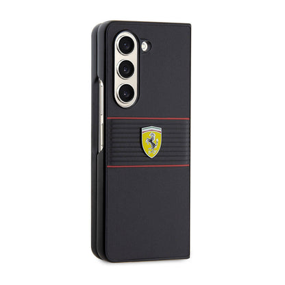 Galaxy Z Fold 5 Kılıf Ferrari Orjinal Lisanslı PU Deri Metal Logolu Multi Çizgili Kapak Kırmızı
