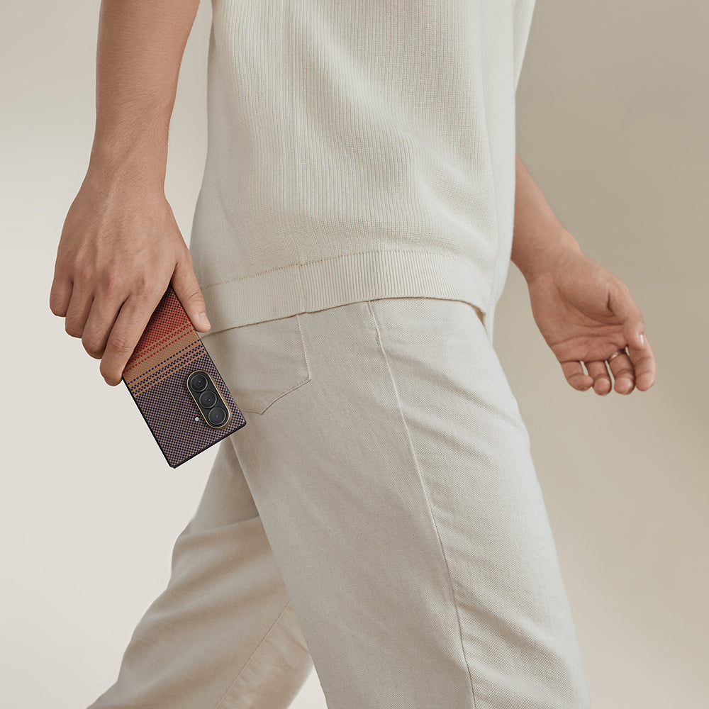 Galaxy Z Fold 7 Kılıf M-safe Şarj Özellikli Aramid Fiber Pitaka Tactile Woven Sunset-Moonrise Serisi Kapak Mavi