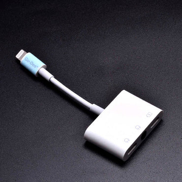 Go Des GD-UC018 Headphone Charger and Aux Converter White