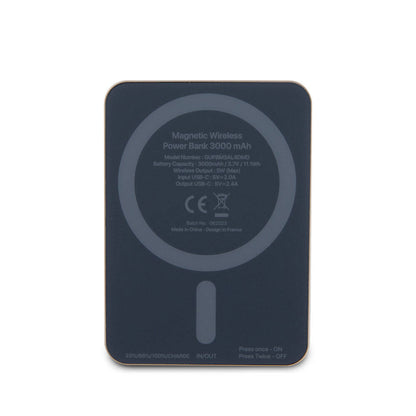 Guess Orjinal Lisanslı M-safe Şarj Özellikli Metal Yazı Logolu Powerbank 3000mAh 5W Siyah