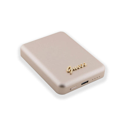Guess Orjinal Lisanslı M-safe Şarj Özellikli Metal Yazı Logolu Powerbank 5000mAh 15W Siyah