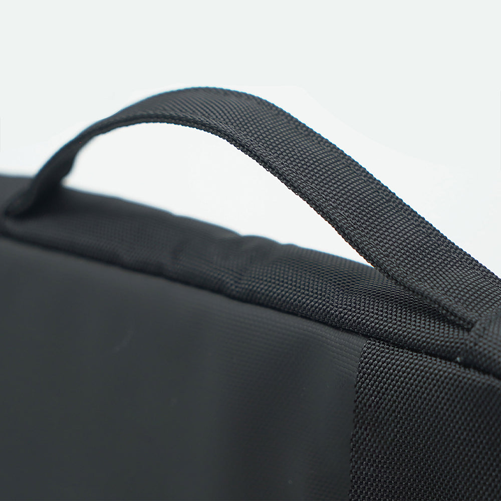 Lenyes LB575 Creator Serisi Darbe Emici Su Geçirmez Polyester Kumaş 13-14 inç Laptop Çantası Siyah