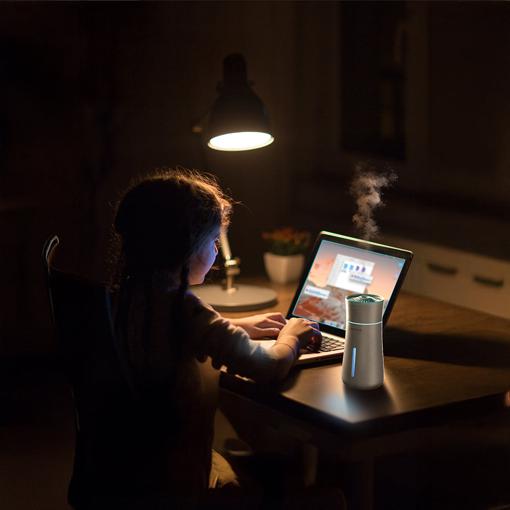 Lenyes LHU03 Vazo Tipi RGB Atmosfer Işıklı Nano Sprey Sessiz Hava Nemlendirici Beyaz