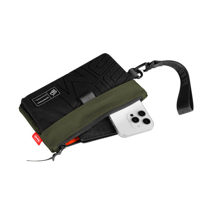 Skinarma Clutch Jager Boyun Askı Kayışlı Çapraz Vücut Çantası Siyah