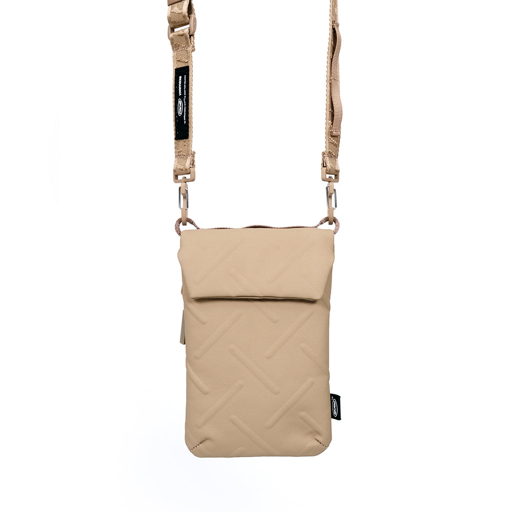 Skinarma Sling Pouch Juno Cross-Hatch Desenli Naylon Scout Boyun Askı Kayışlı Çapraz Vücut Çantası Siyah