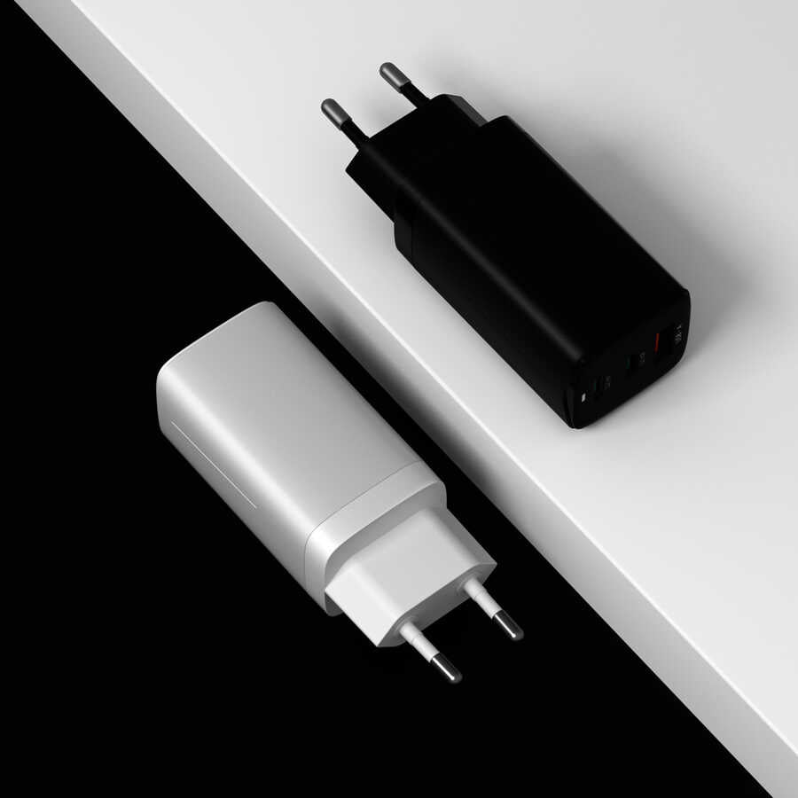 Wiwu GaN Tech GTC6521-65W Power Adapter Black