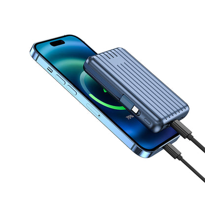 Wiwu PP03 Taşınabilir Wireless Şarj ve PD Hızlı Şarj Özellikli Powerbank 15W 10000mAh Gümüş