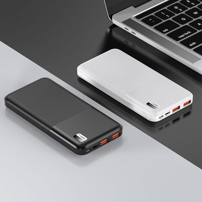 Xipin PX721 Hızlı Şarj Özellikli LED Işık Göstergeli Dual USB Taşınabilir Powerbank 10000mAh Beyaz